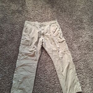 Beige Wrangler Authentic Cargo Pants" W 40 L 32 "